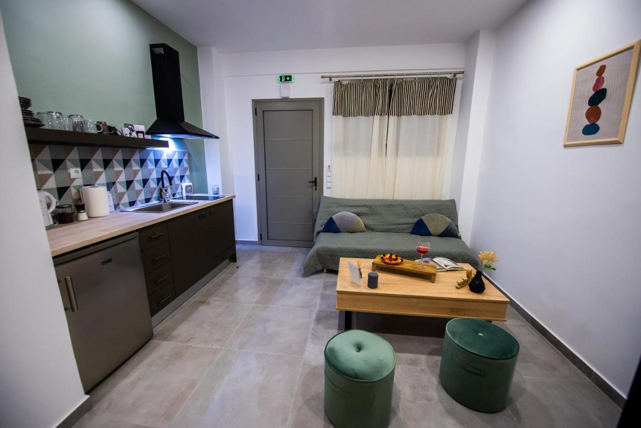 Indigo Apartment 1 Каламата Экстерьер фото